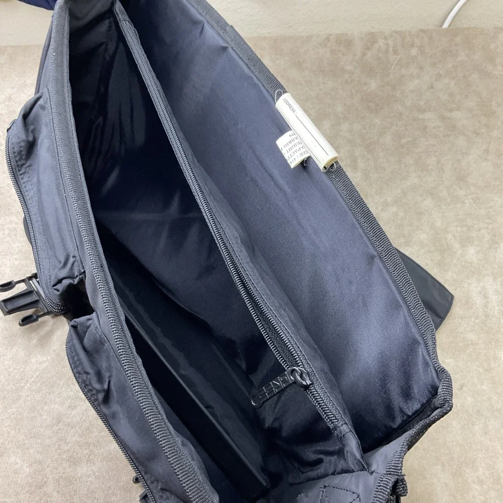 Bree Cabrio Messenger Bag Laptop Travel‎ Work Black Large Adjustable